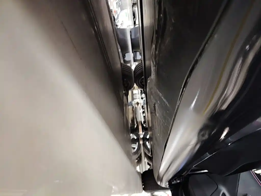 Tesla Model 3 — миниатюра 21
