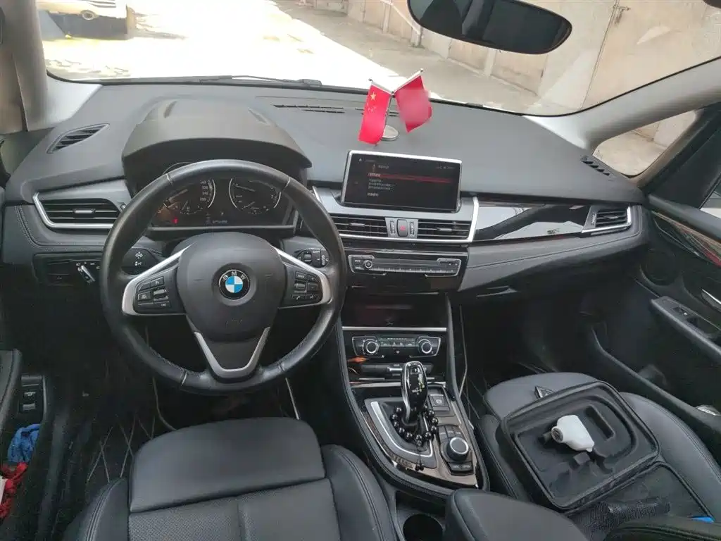 BMW 2 серии 2 2018 220i Premium Sport