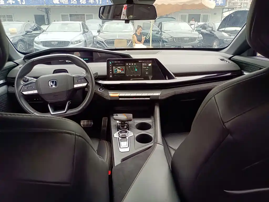 Changan UNI-V — миниатюра 7