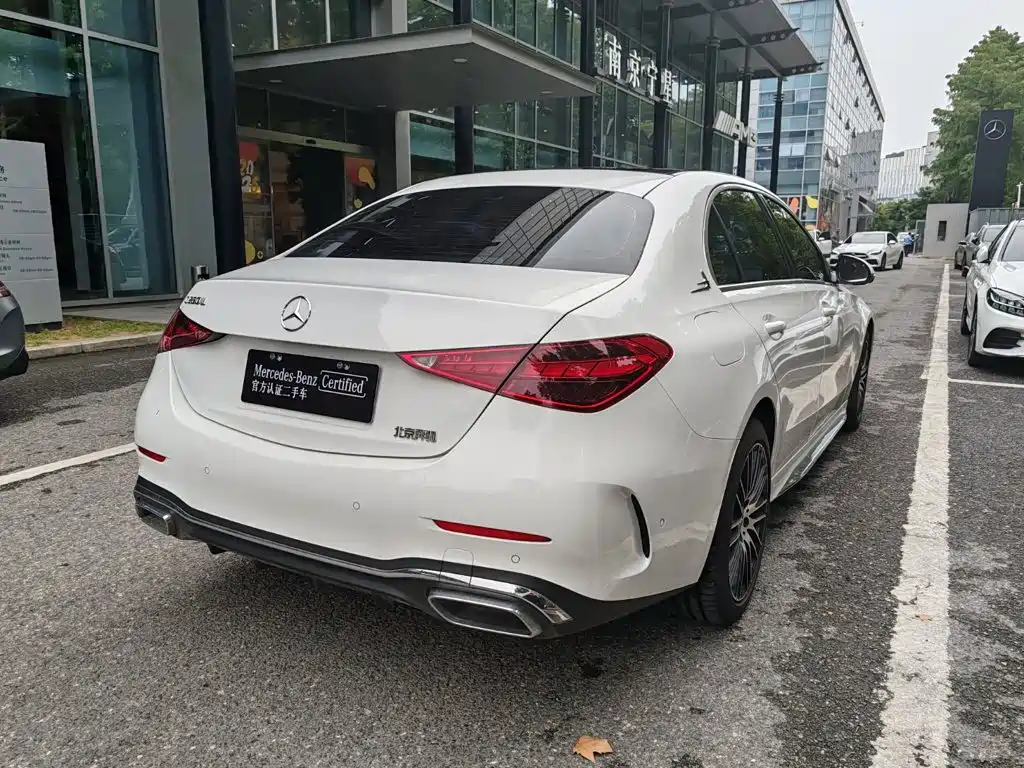 Mercedes-Benz C-Class — миниатюра 4