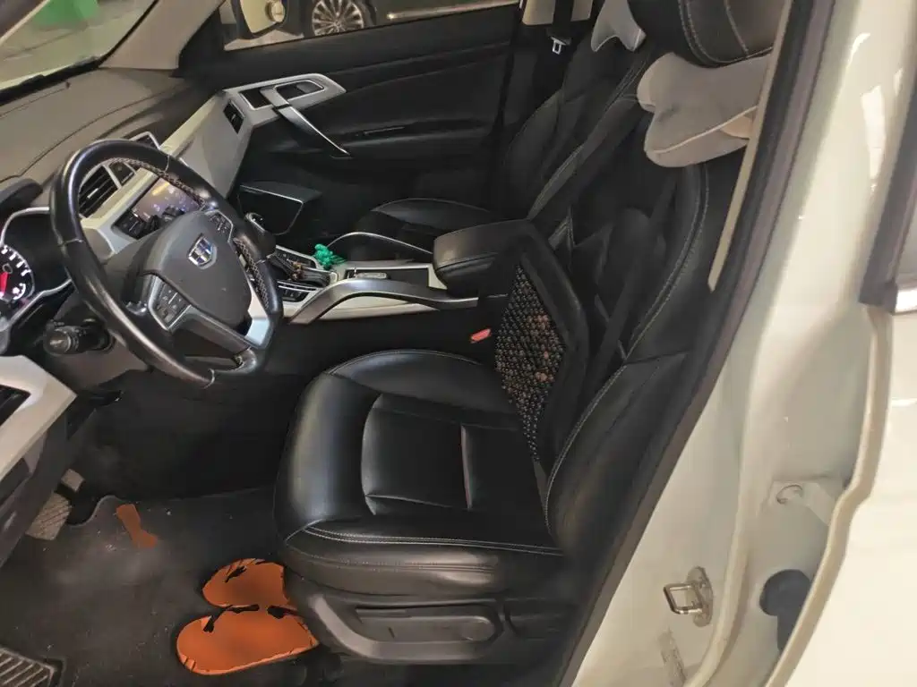 Geely Boyue — миниатюра 11