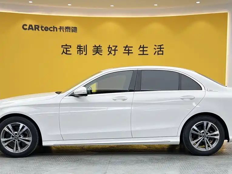 Mercedes-Benz C-Class — миниатюра 7
