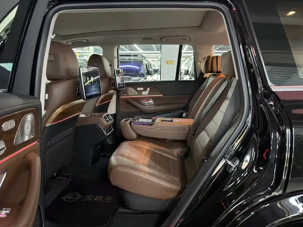 Mercedes-Benz GLS — миниатюра 15