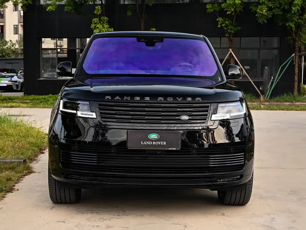 Land Rover Range Rover — миниатюра 4