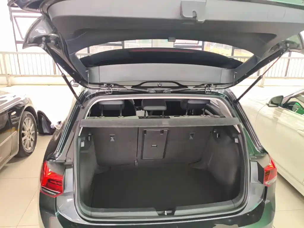 Volkswagen Golf — миниатюра 19
