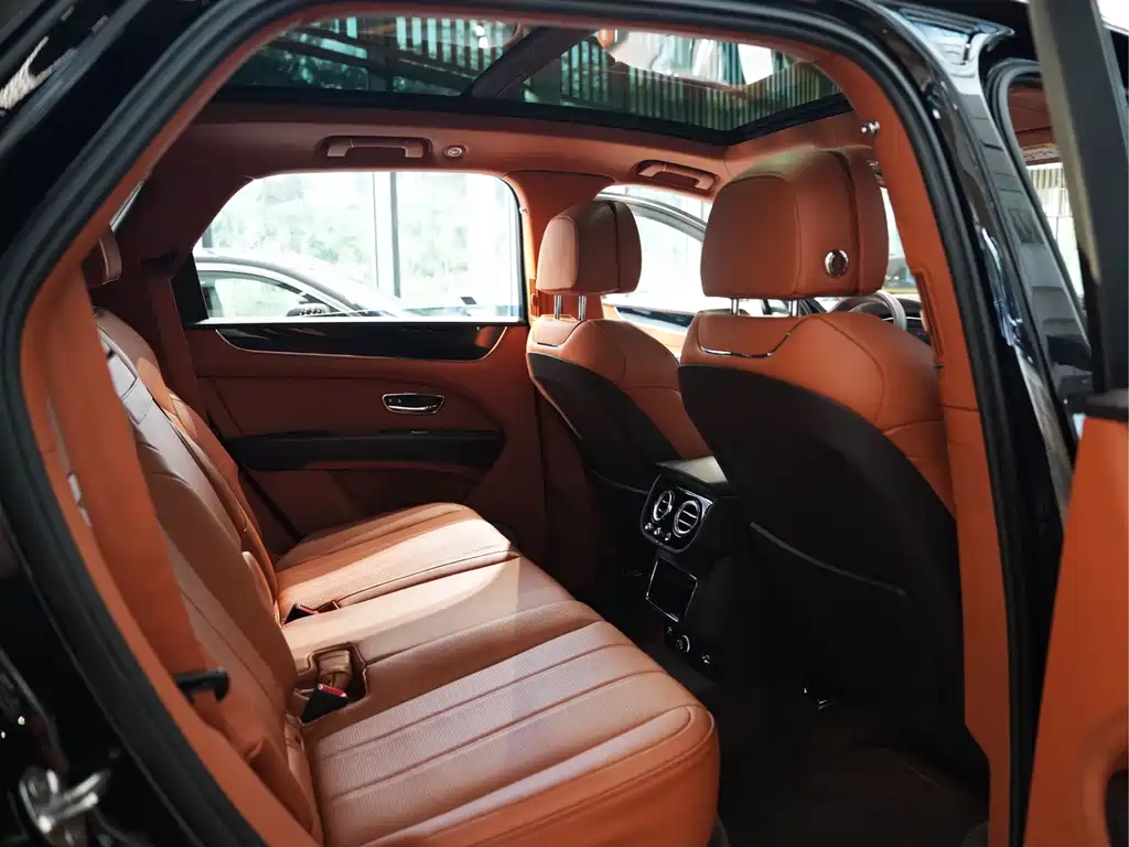 Bentley Bentayga 2022 4.0T V8