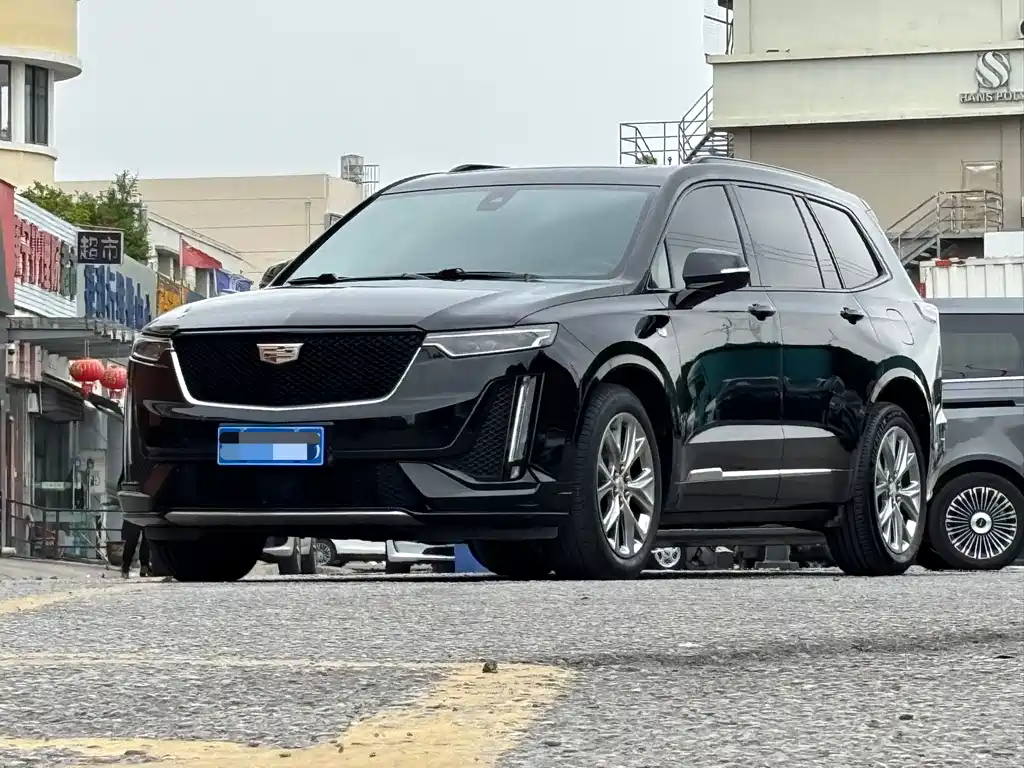Cadillac XT6