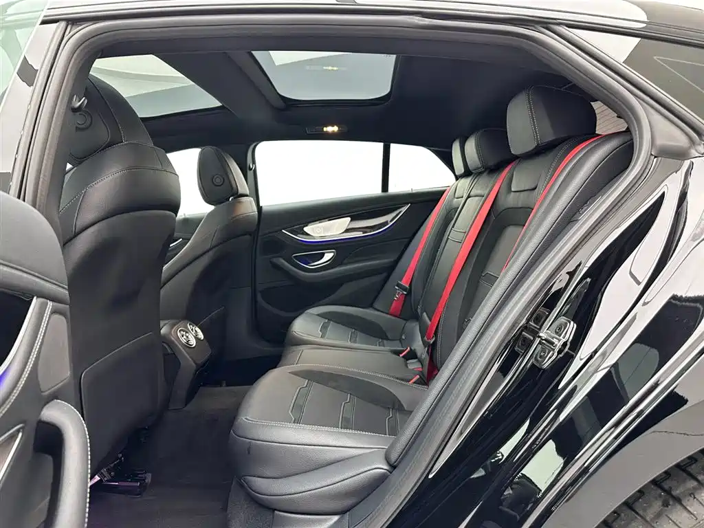 MERCEDES-BENZ AMG GT