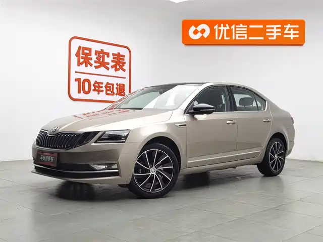 SKODA OCTAVIA 2019