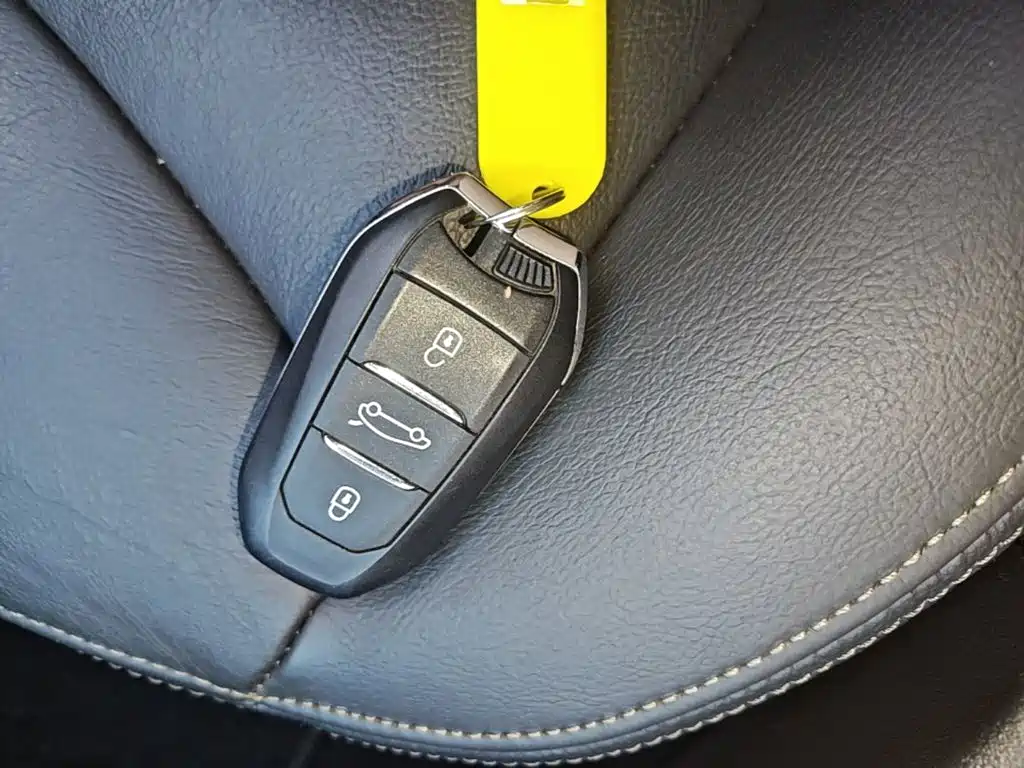 Citroen C4L — миниатюра 9
