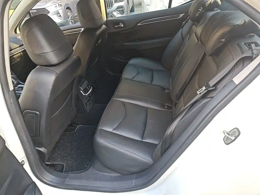 Citroen C4L — миниатюра 17