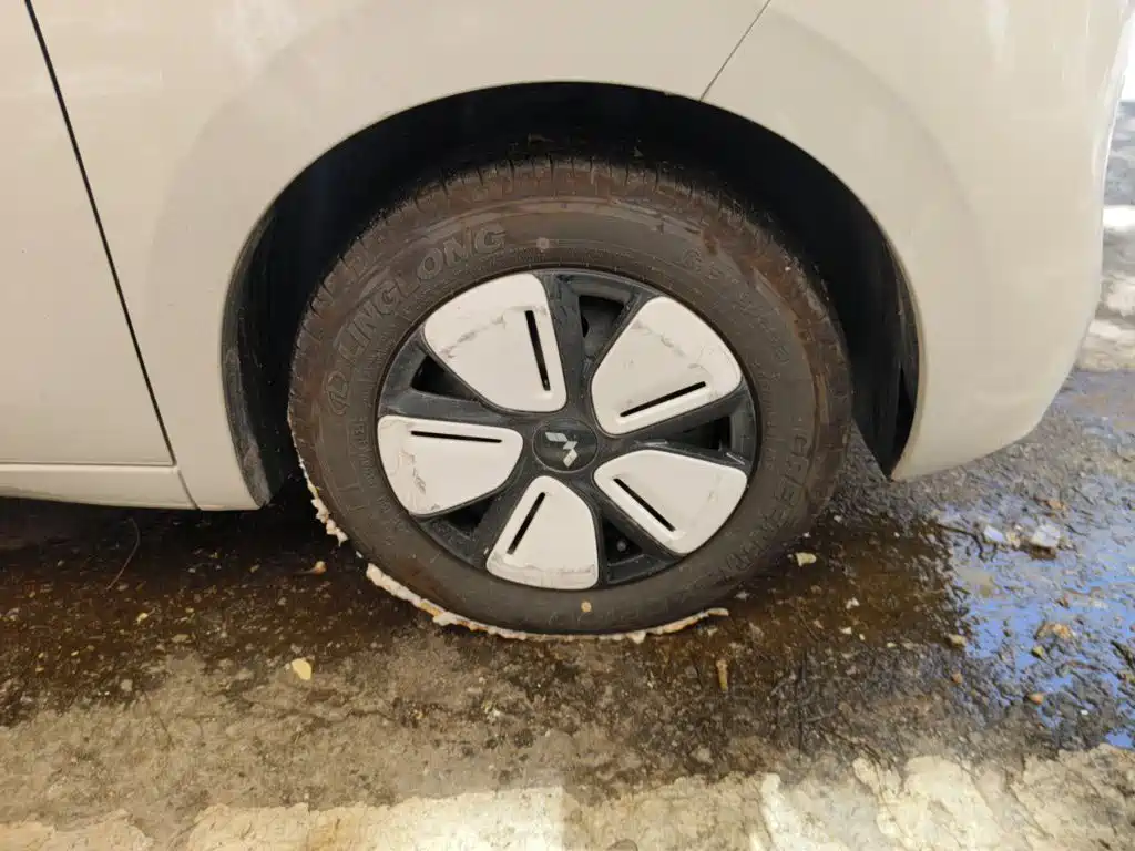 Wuling MINIEV — миниатюра 25