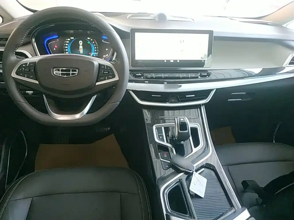 Geely Jia Ji — миниатюра 10