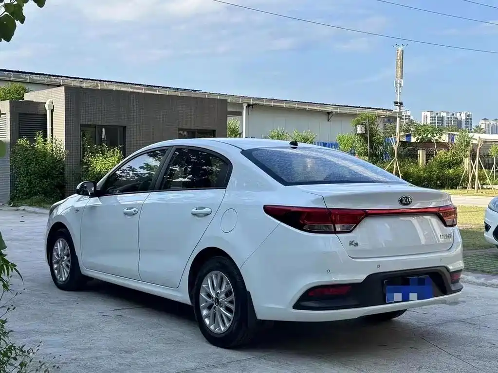 Kia K2 — миниатюра 7