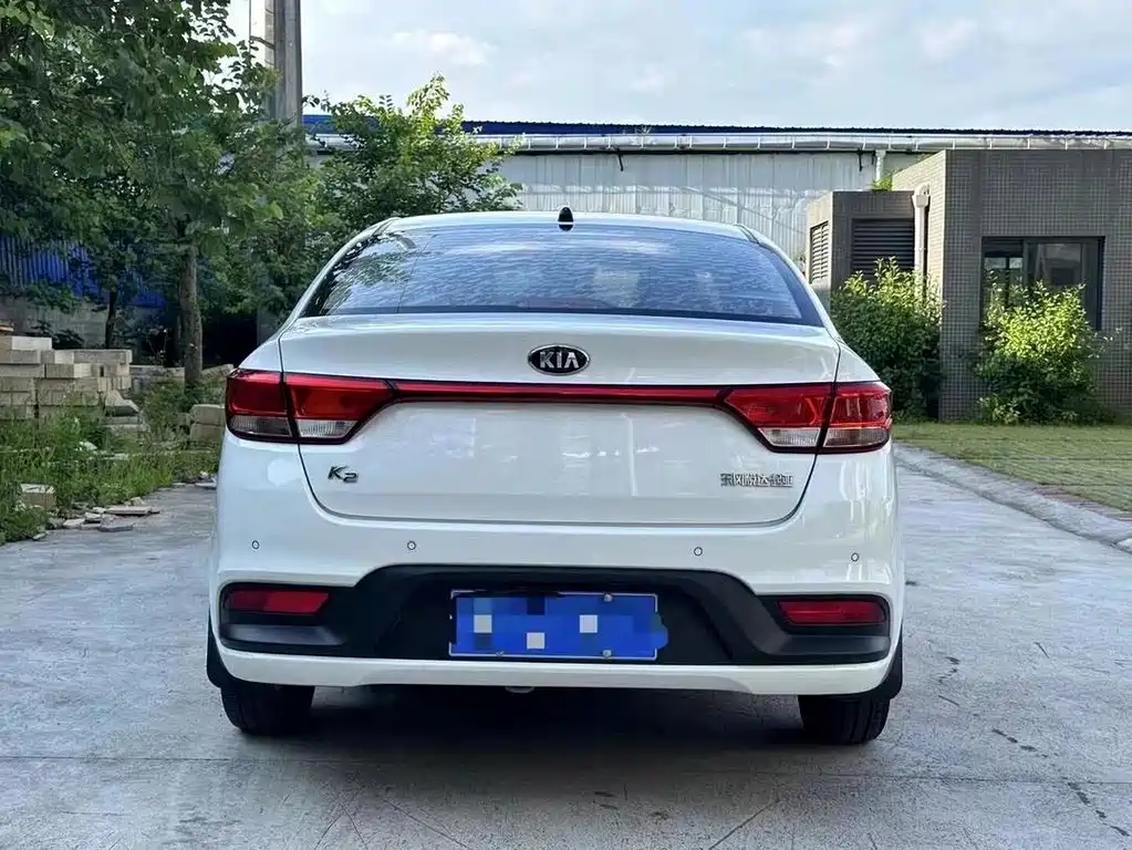 Kia K2 — миниатюра 8
