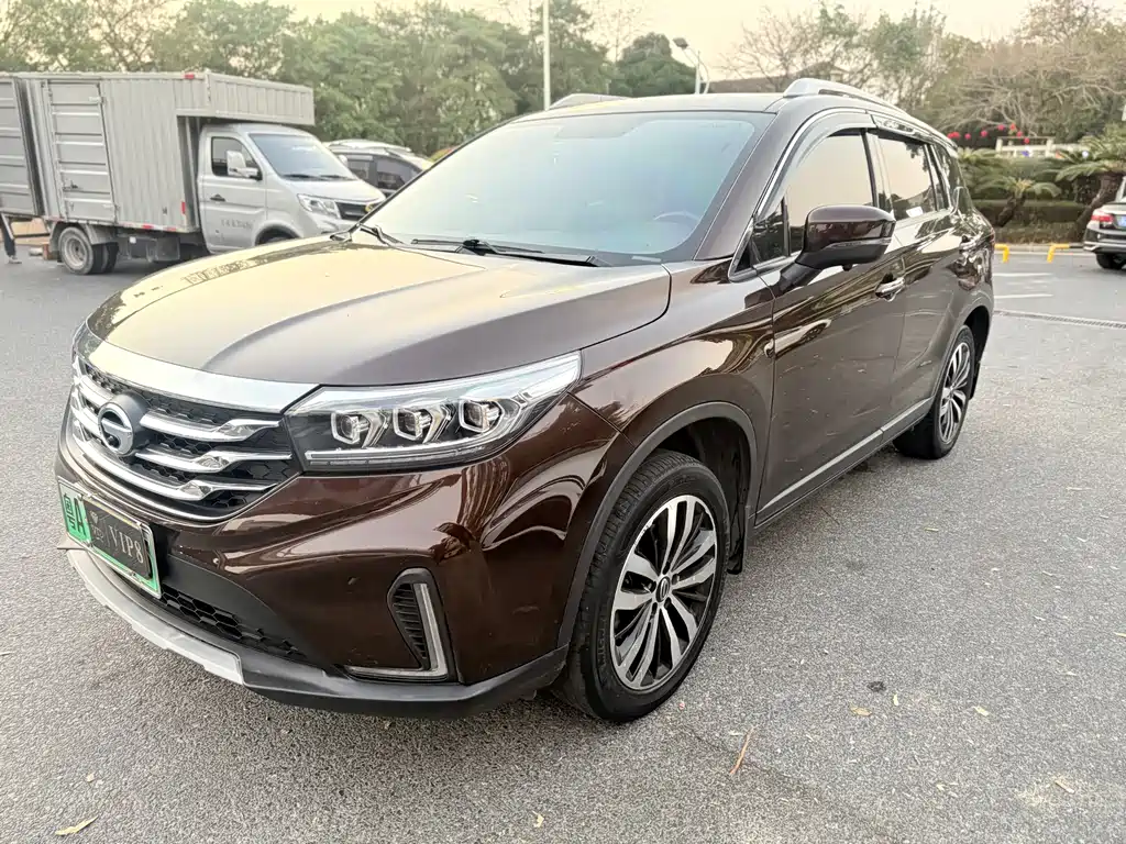 GAC TRUMPCHI GS4 NEW ENERGY