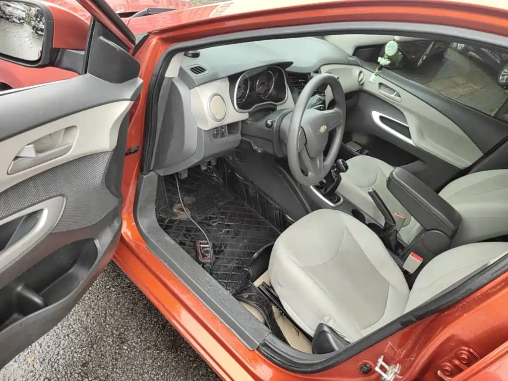 Chevrolet Sail — миниатюра 16