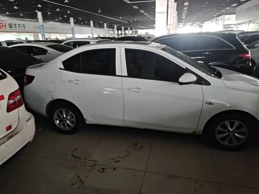 Chevrolet Sail — миниатюра 7