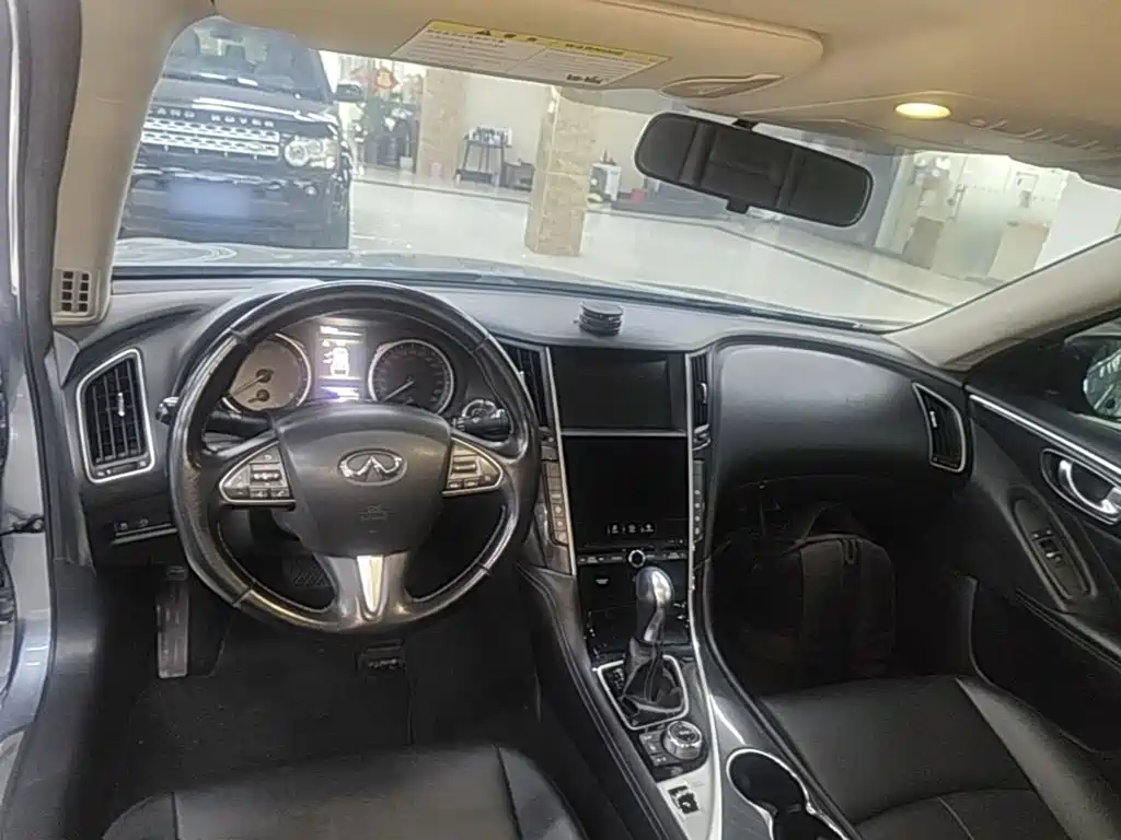 Infiniti Q50L — миниатюра 10