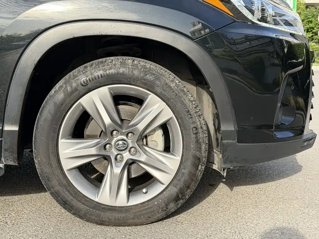 Toyota Highlander 2018 2.0T Luxury 7 мест VI