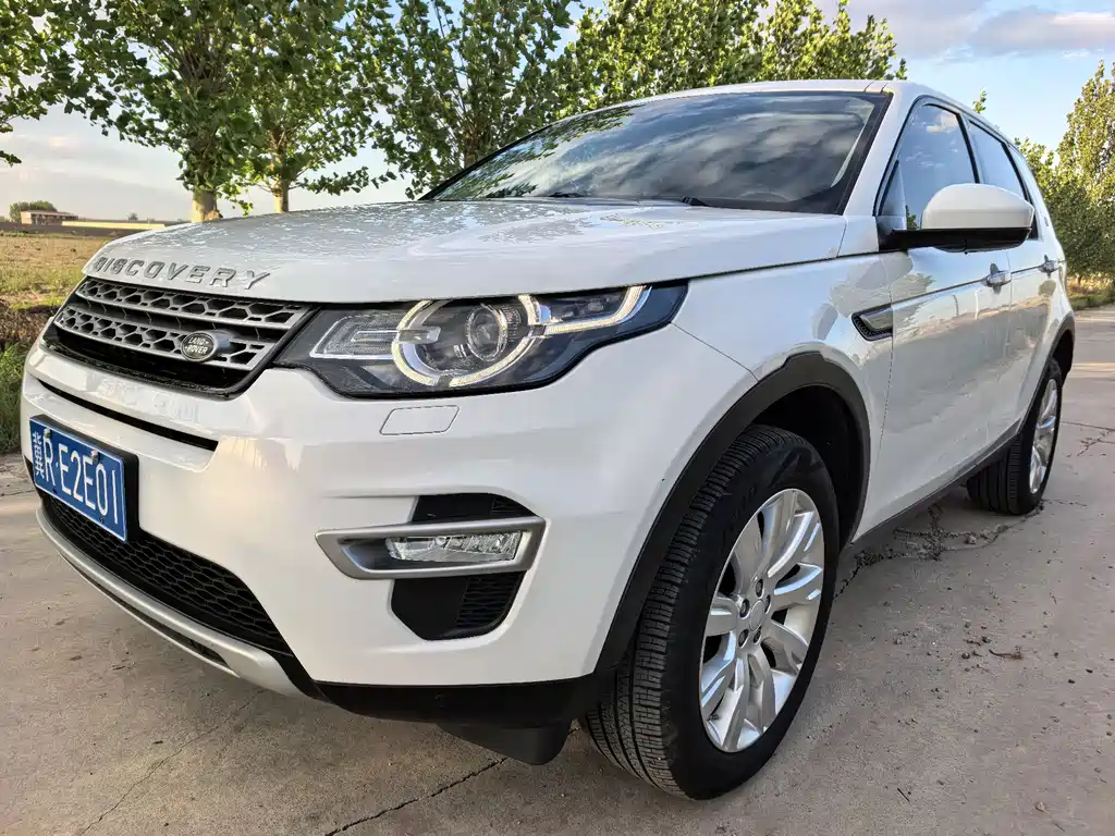Land Rover Discovery Sport 2015