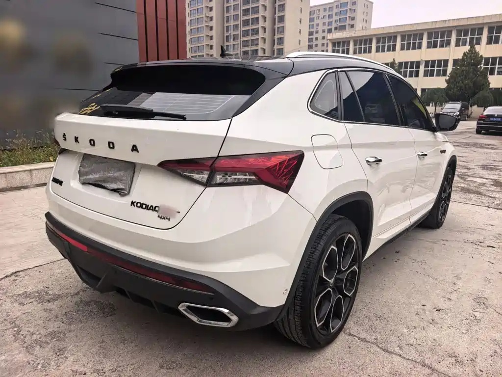 Skoda Kodiaq GT — миниатюра 7