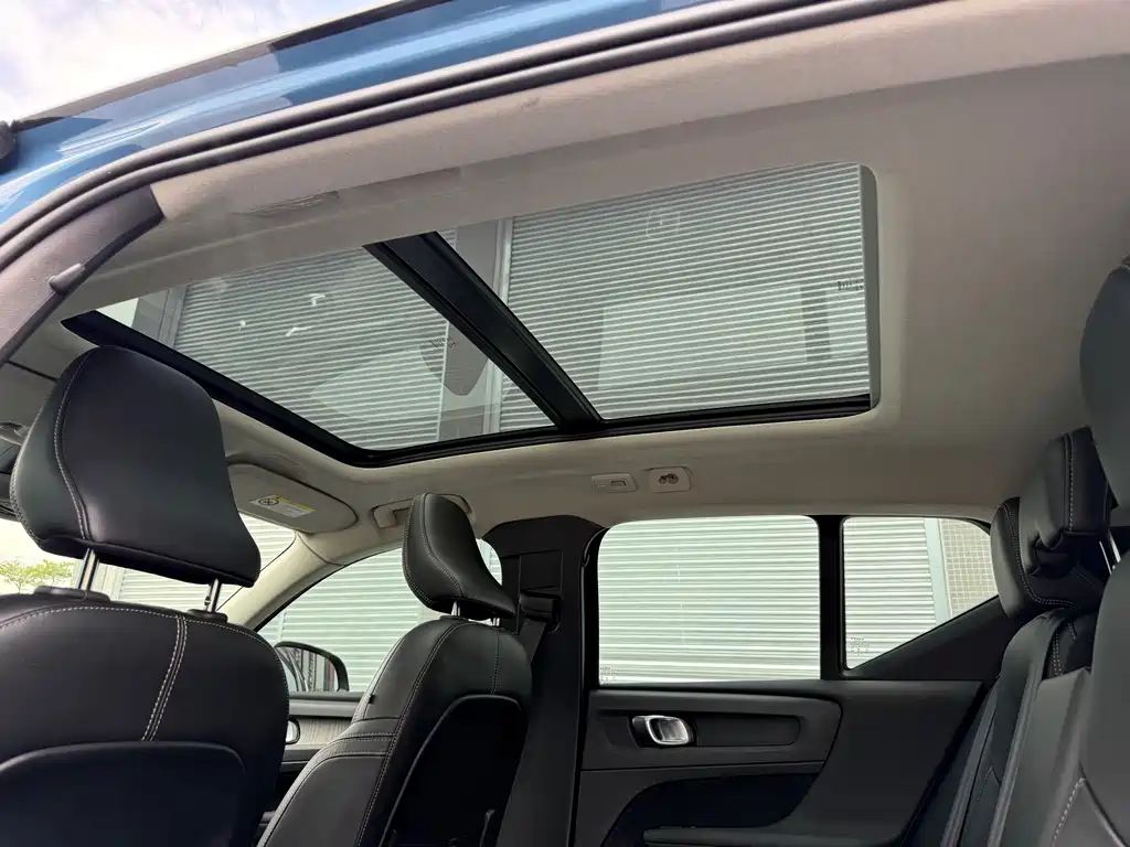 Volvo XC40 — миниатюра 21