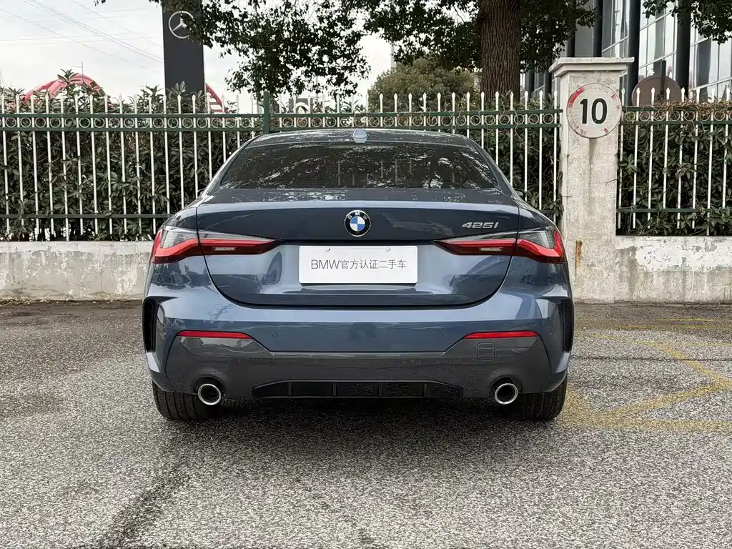 BMW 4 SERIES