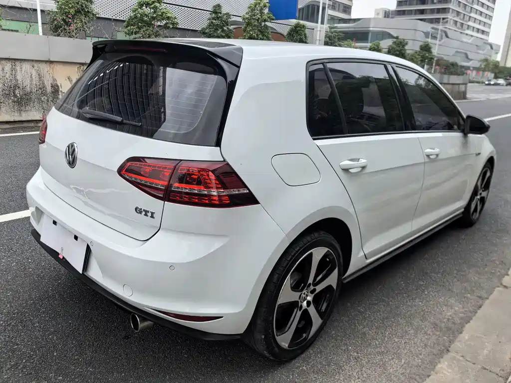 Volkswagen Golf GTI GTI 2016 2.0TSI GTI