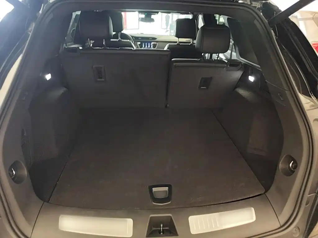 Cadillac XT5 — миниатюра 19