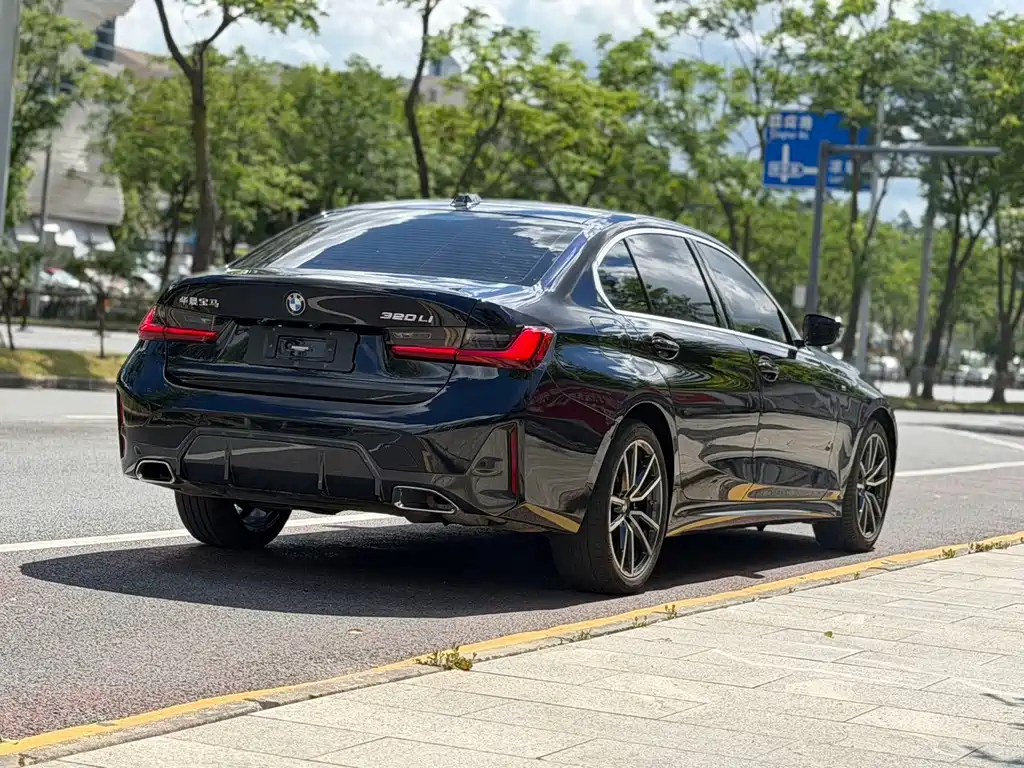 BMW 3 Series — миниатюра 4