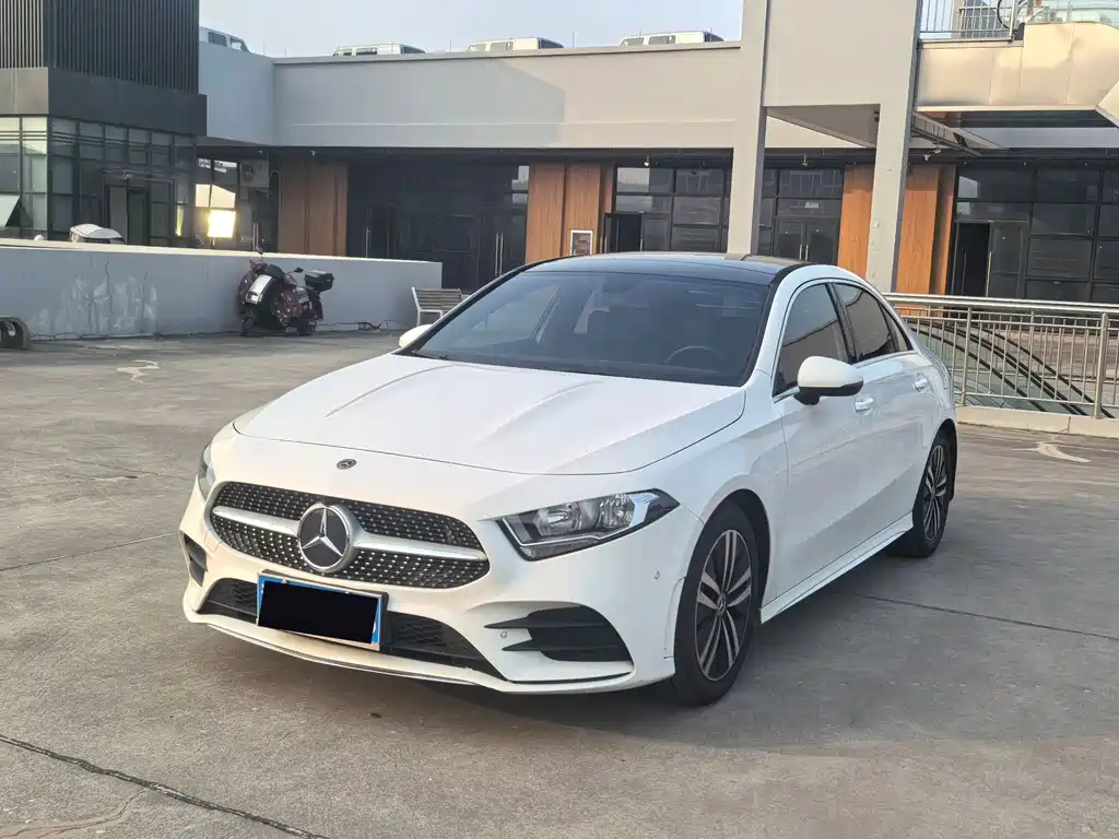 MERCEDES-BENZ A CLASS