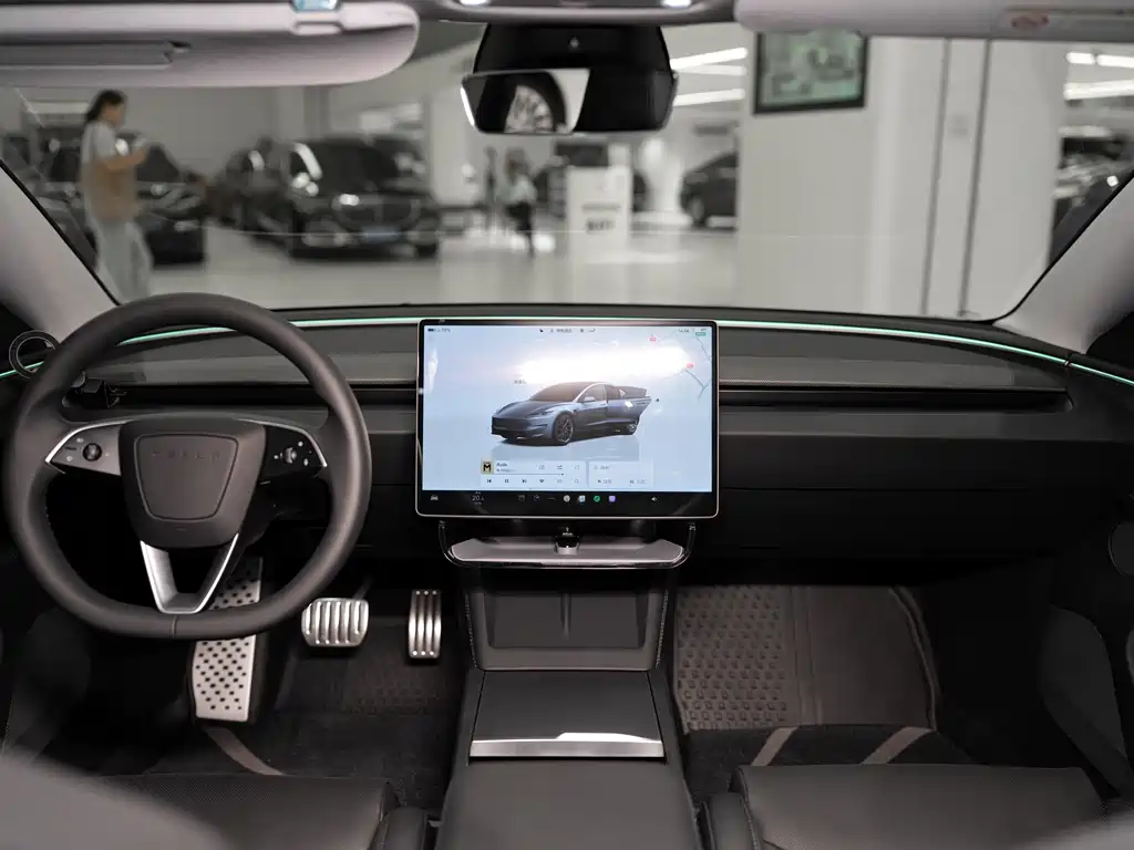 Tesla Model 3 — фотографии объявления, Фото 16