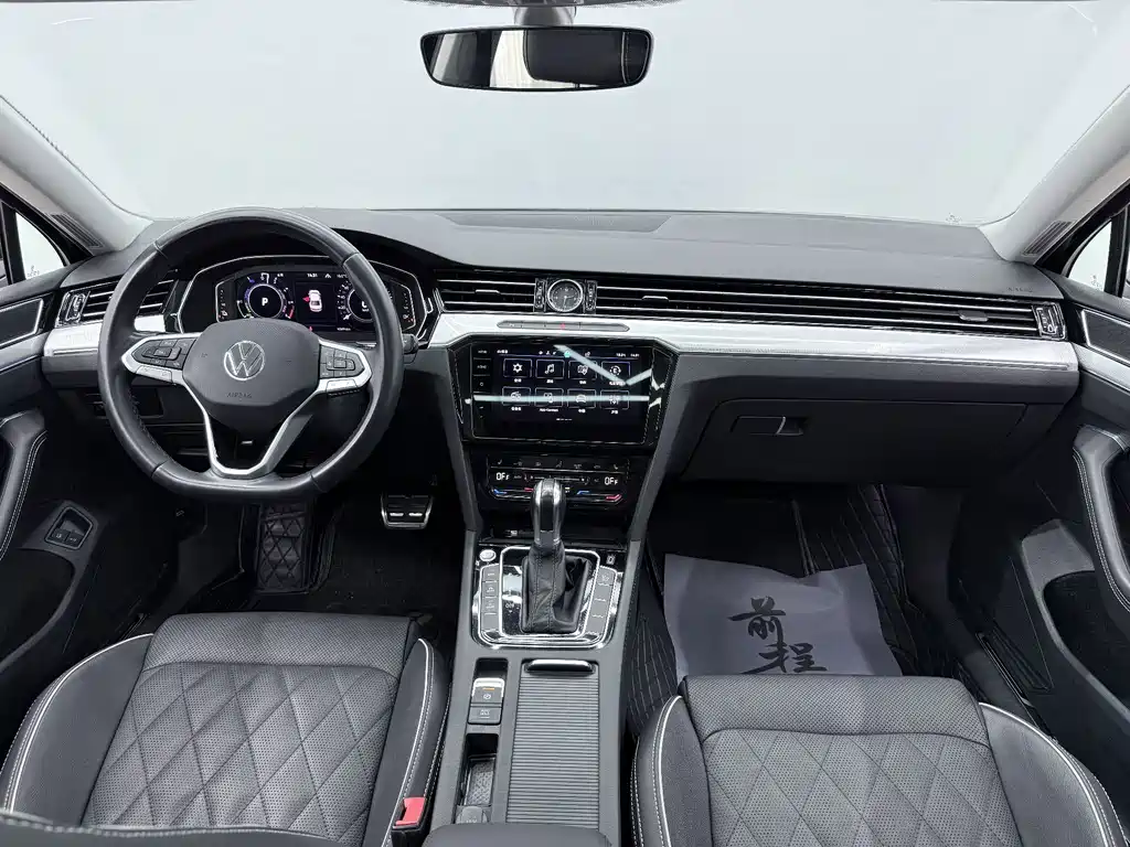 Volkswagen Magotan PHEV — миниатюра 7