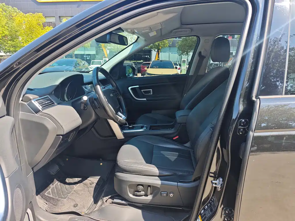 Land Rover Discovery Sport — миниатюра 11