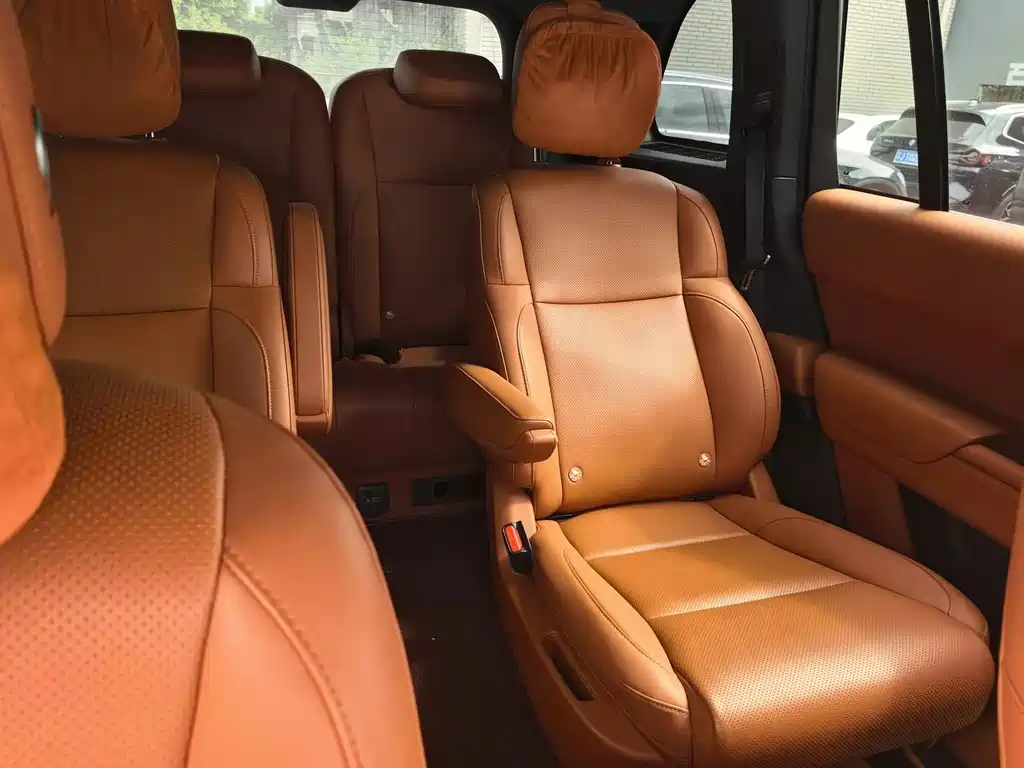 Li Auto Li L8 — миниатюра 8