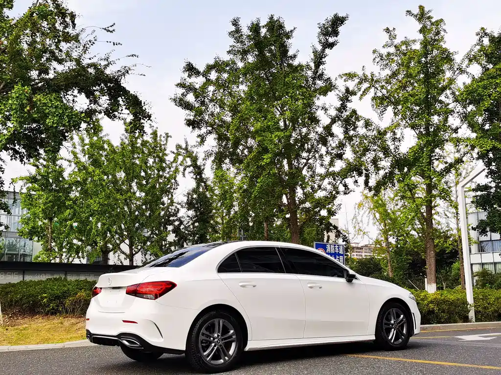 Mercedes-Benz A-Class — миниатюра 5