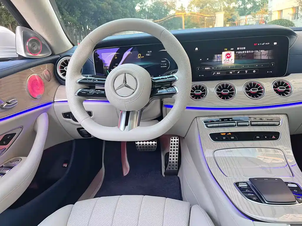 Mercedes-Benz E-Class (Import) — миниатюра 15