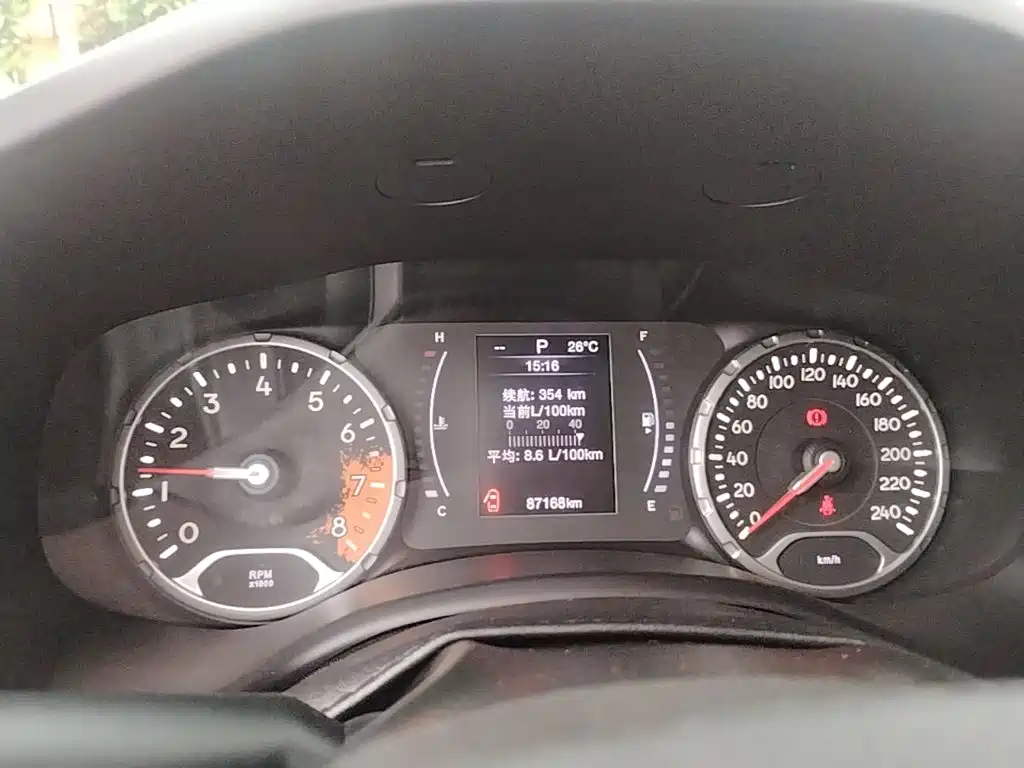 Jeep Renegade — миниатюра 12