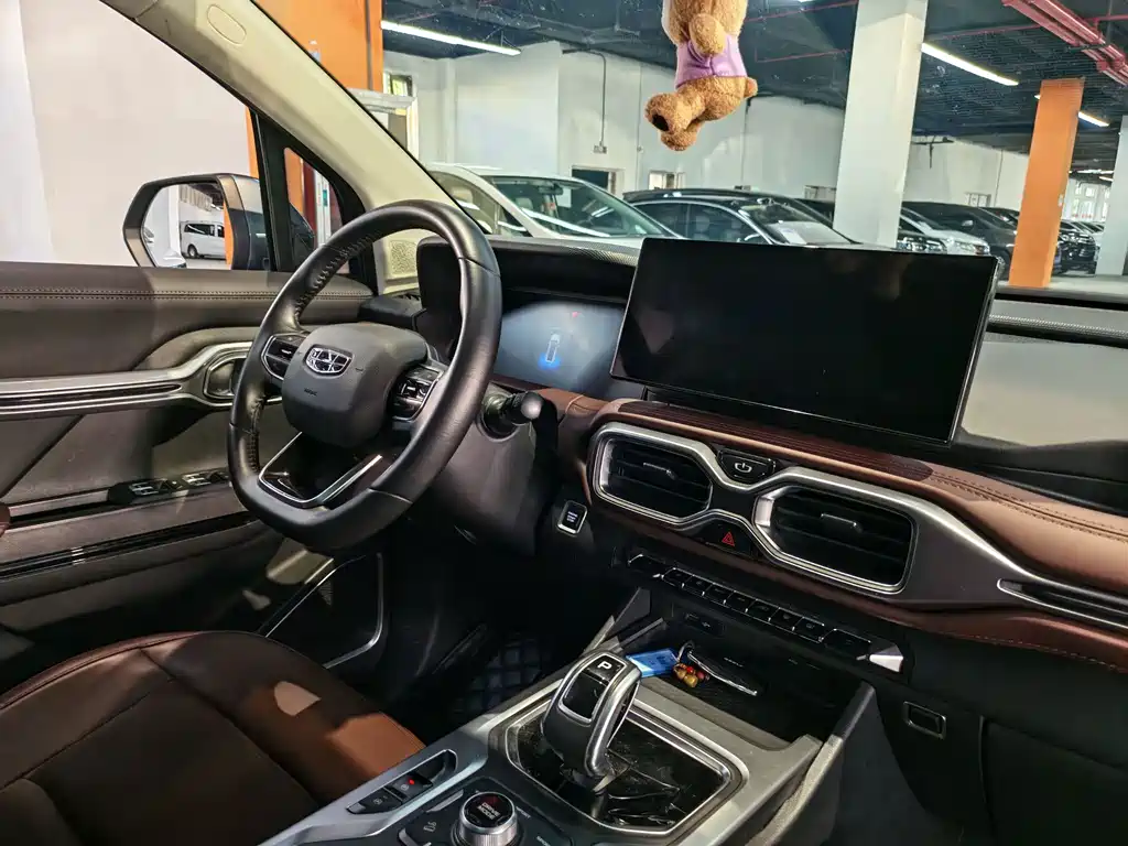 Geely Haoyue — миниатюра 12