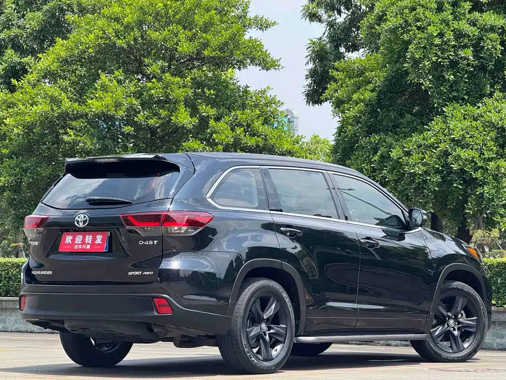 Toyota Highlander — миниатюра 4