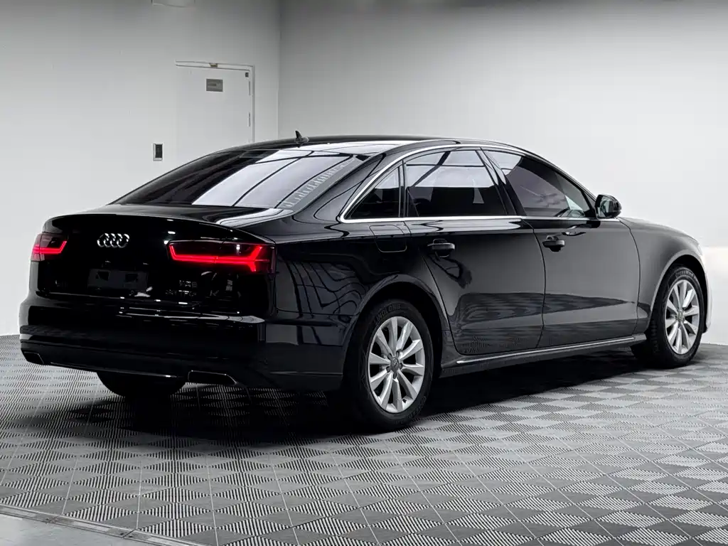 Audi A6L — миниатюра 6