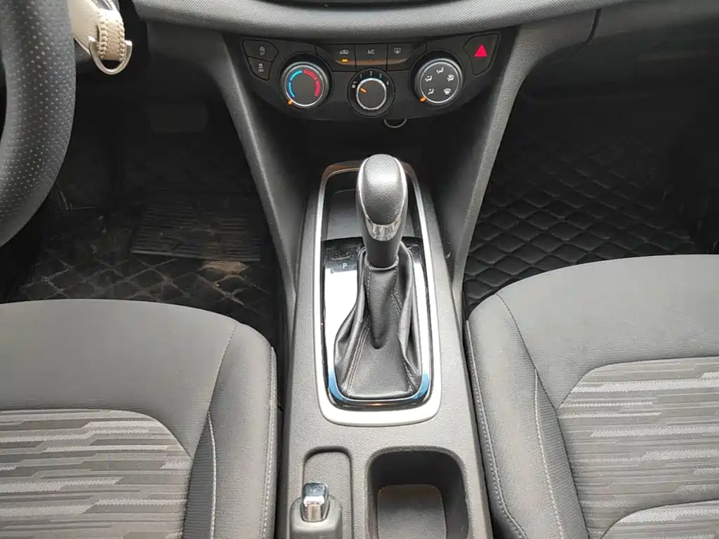 Chevrolet Cavalier — миниатюра 14