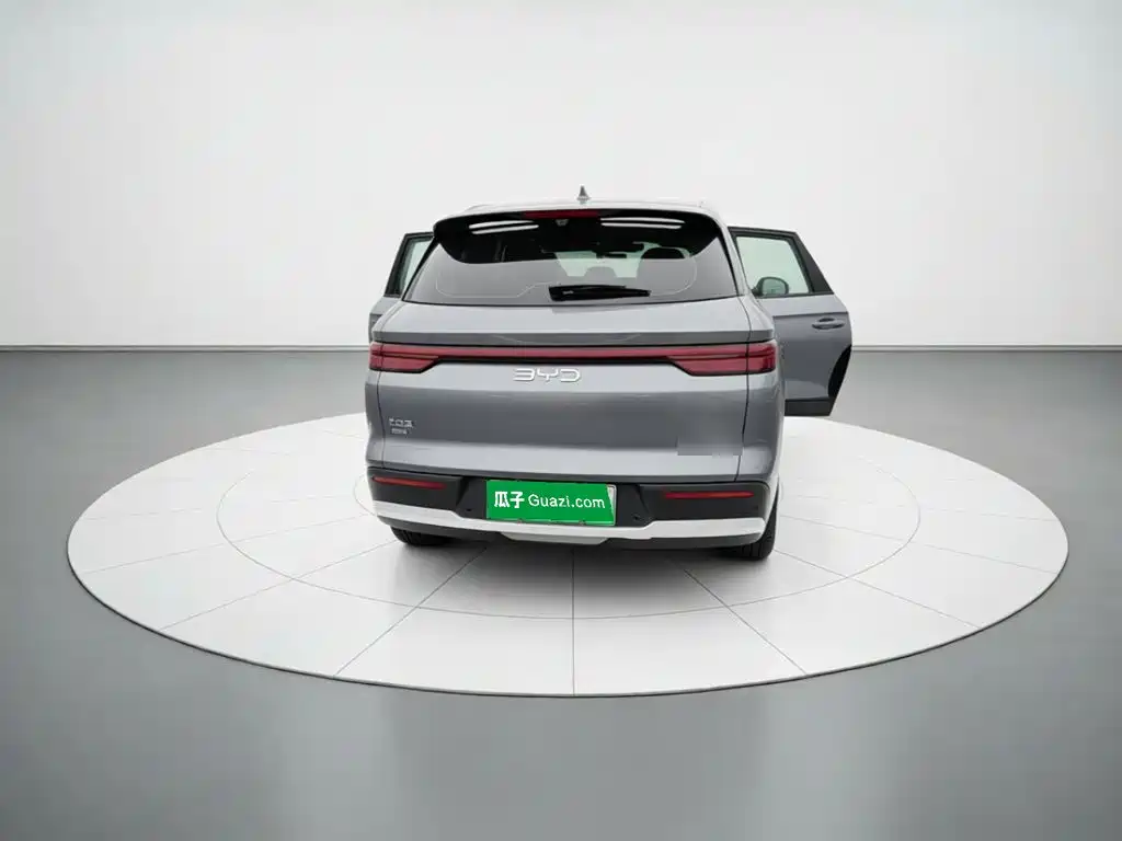 BYD L DM-i — миниатюра 5