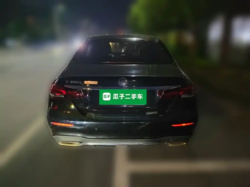 Mercedes-Benz E-Class — миниатюра 3