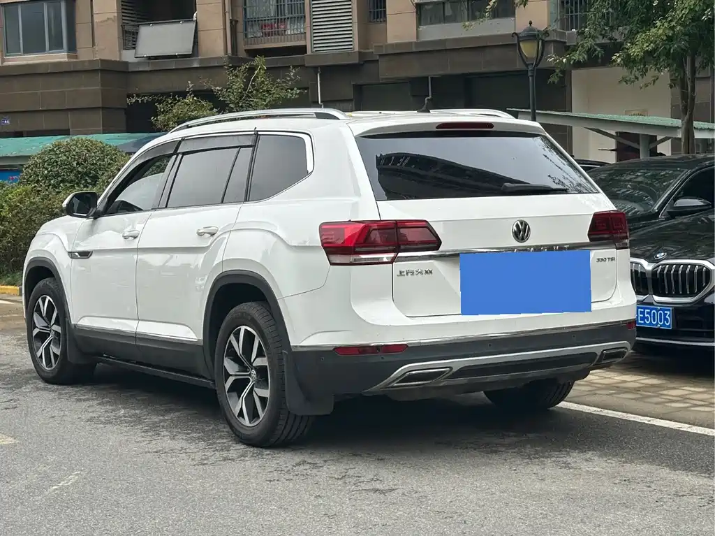 Volkswagen Teramont — миниатюра 4