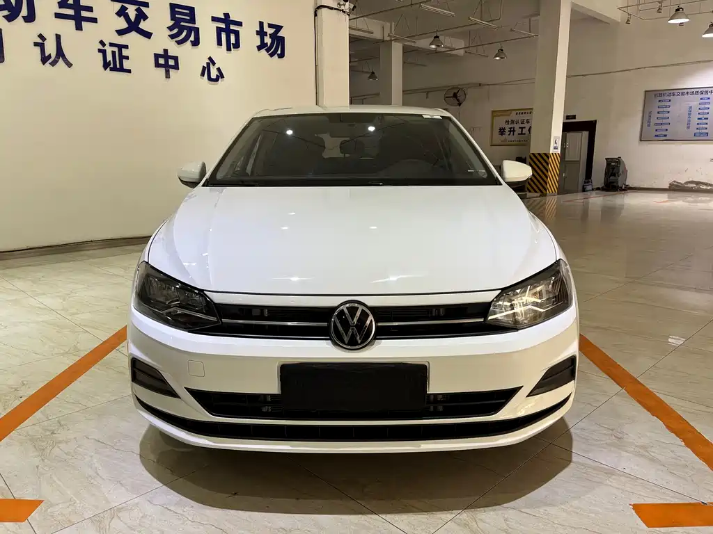 Volkswagen Polo 2023 Plus 1.5L AT