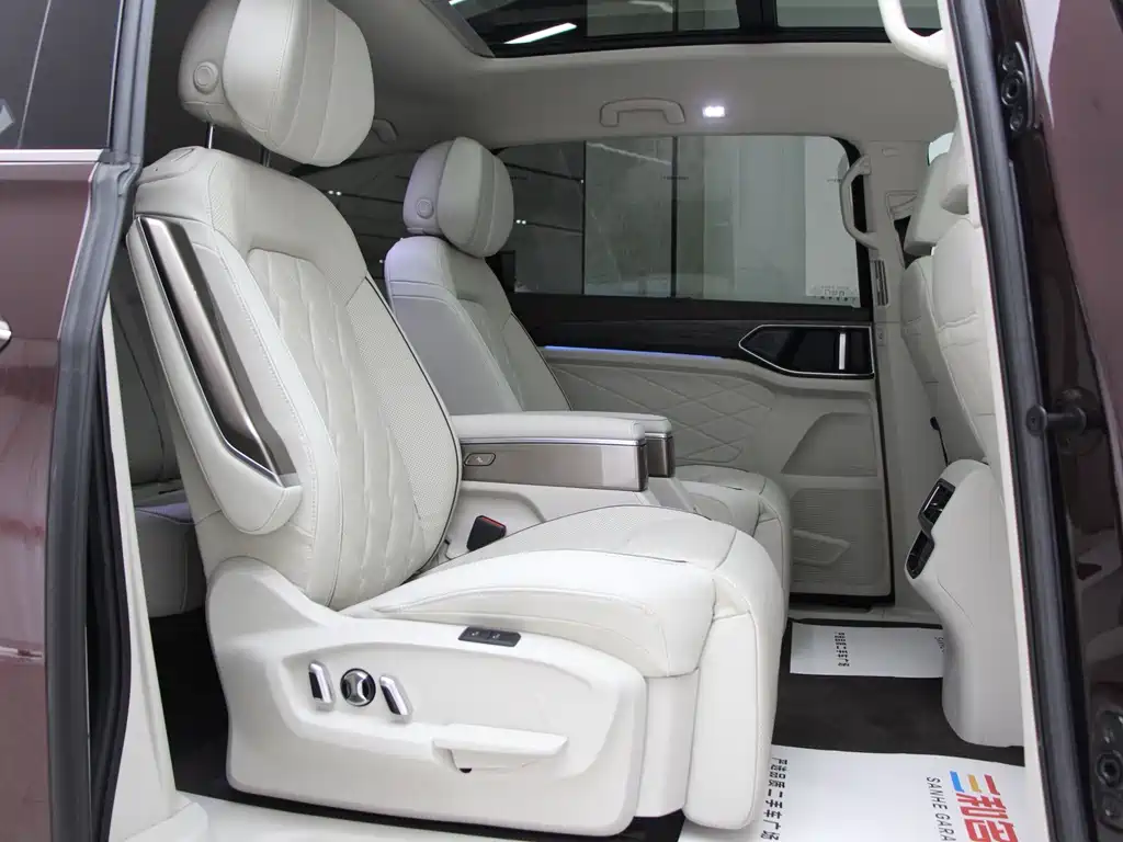 Volkswagen Viloran — миниатюра 12