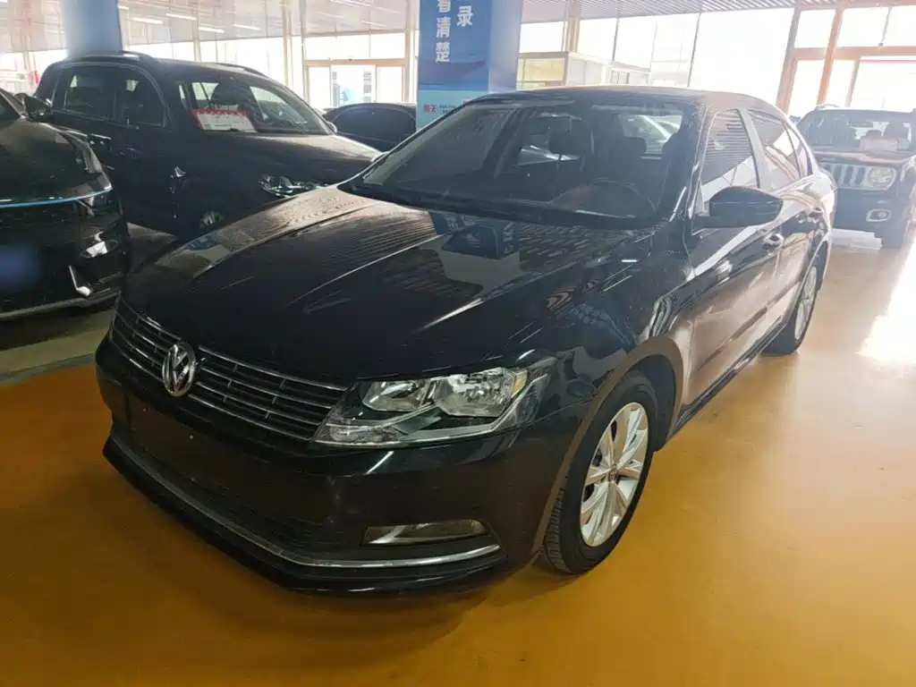 Volkswagen Lavida — миниатюра 2