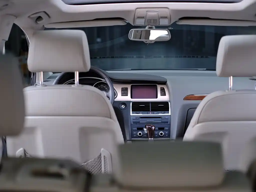Audi Q7 — миниатюра 28